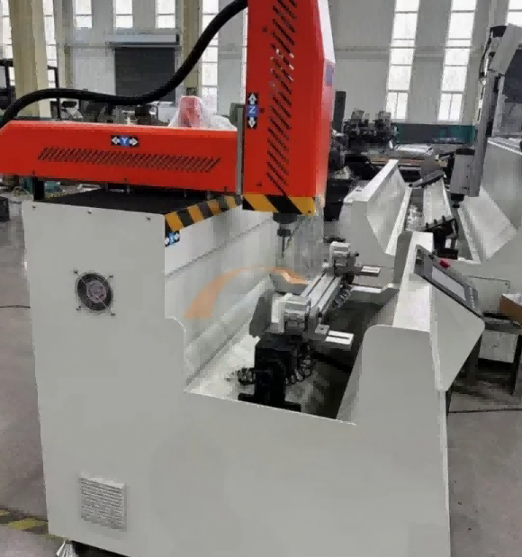 مرکز ماشینکاری CNC با دقت بالا 800 میلی متر برای پروفیل های آلومینیومی صنعتی با بخش بزرگ