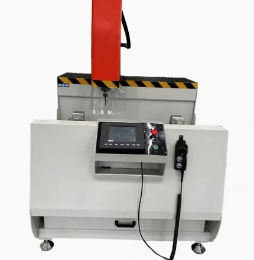 مرکز ماشینکاری CNC 800 میلی متری با دقت بالا برای پروفیل های آلومینیومی صنعتی